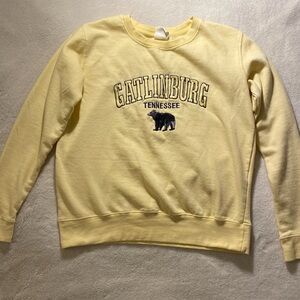 Pacific & Co. Yellow Gatlinburg Tennessee Crewneck Sweater Small Oversized EUC